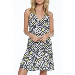 Everly Geometric Print Swing Fuchsia and Navy Dress Size Large